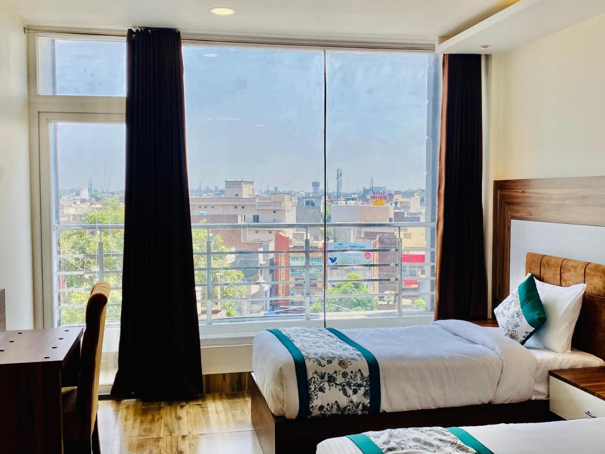 Hotel White House By An Hotels - Walking Distance From Golden Temple Amritsar Luaran gambar